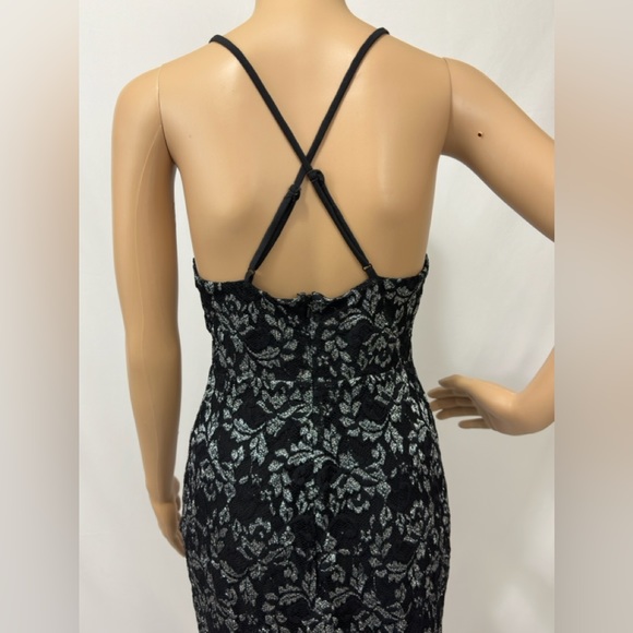 NBD Sold by Revolve  - Sitabella Dress Black lace with glistening silver… - Picture 6 of 11